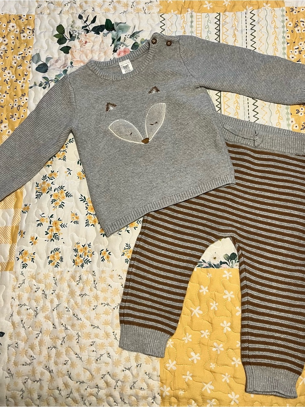 LIKE NEW Carter's Gray Fox Knit Sweater and Brown Striped Pants Set 18 months